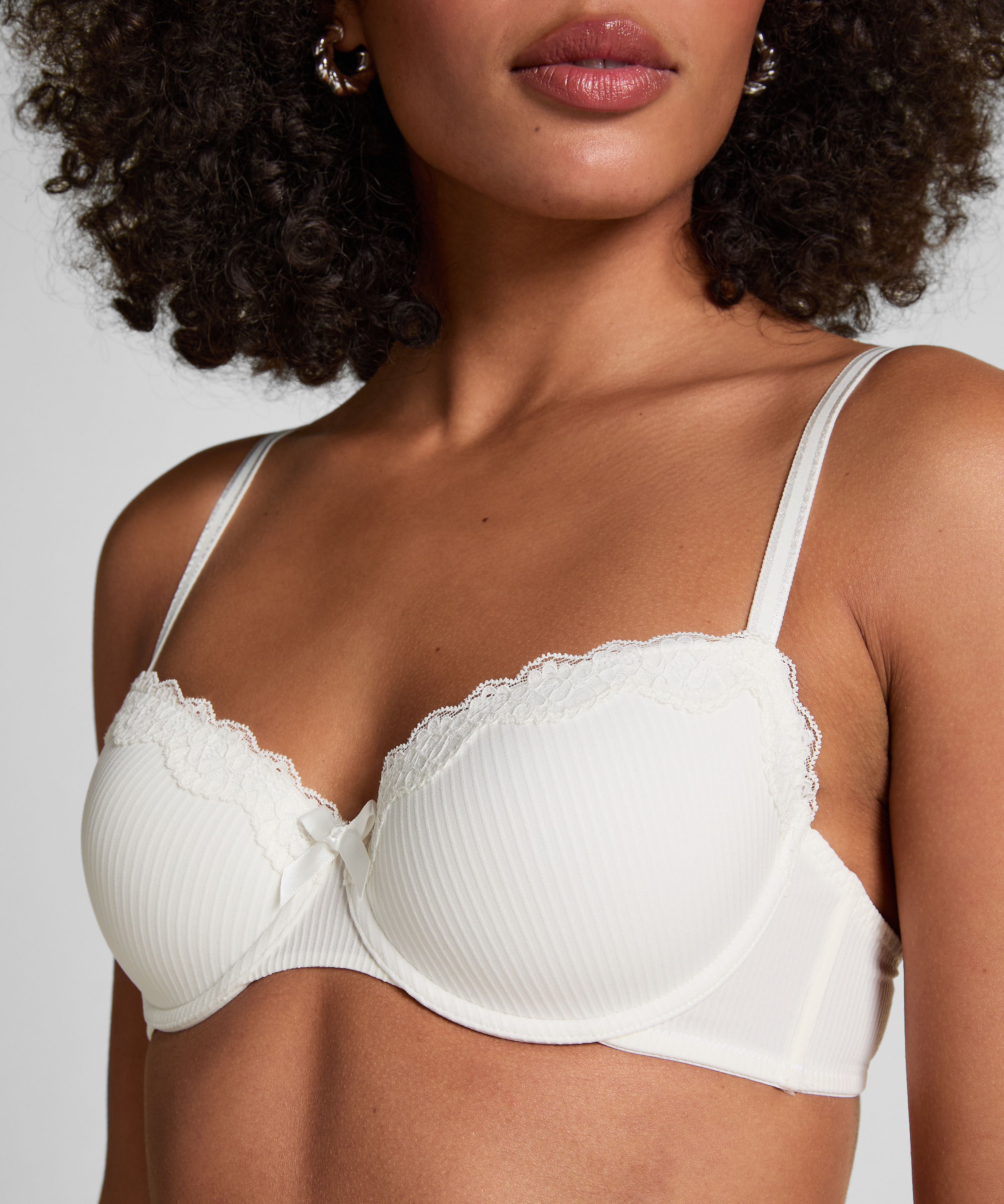 2 sztuki biustonoszy usztywnianych z fiszbinami Lola, Czarny, main