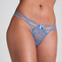 Stringi Lucinda, Niebieski