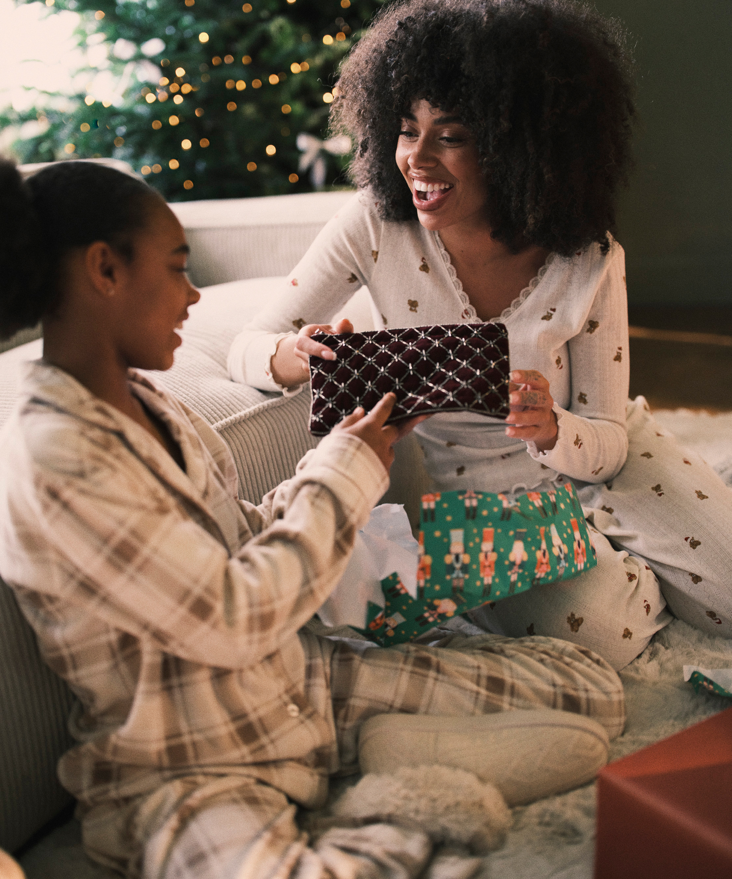 Torebka z koralikami, Fioletowy, main