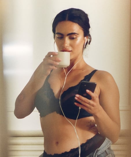 Biustonosz nieusztywniany z fiszbinami Diva, Niebieski