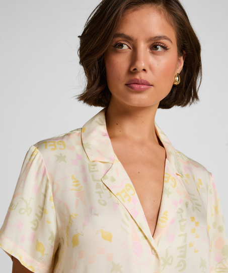 Satynowa narzutka, Biały