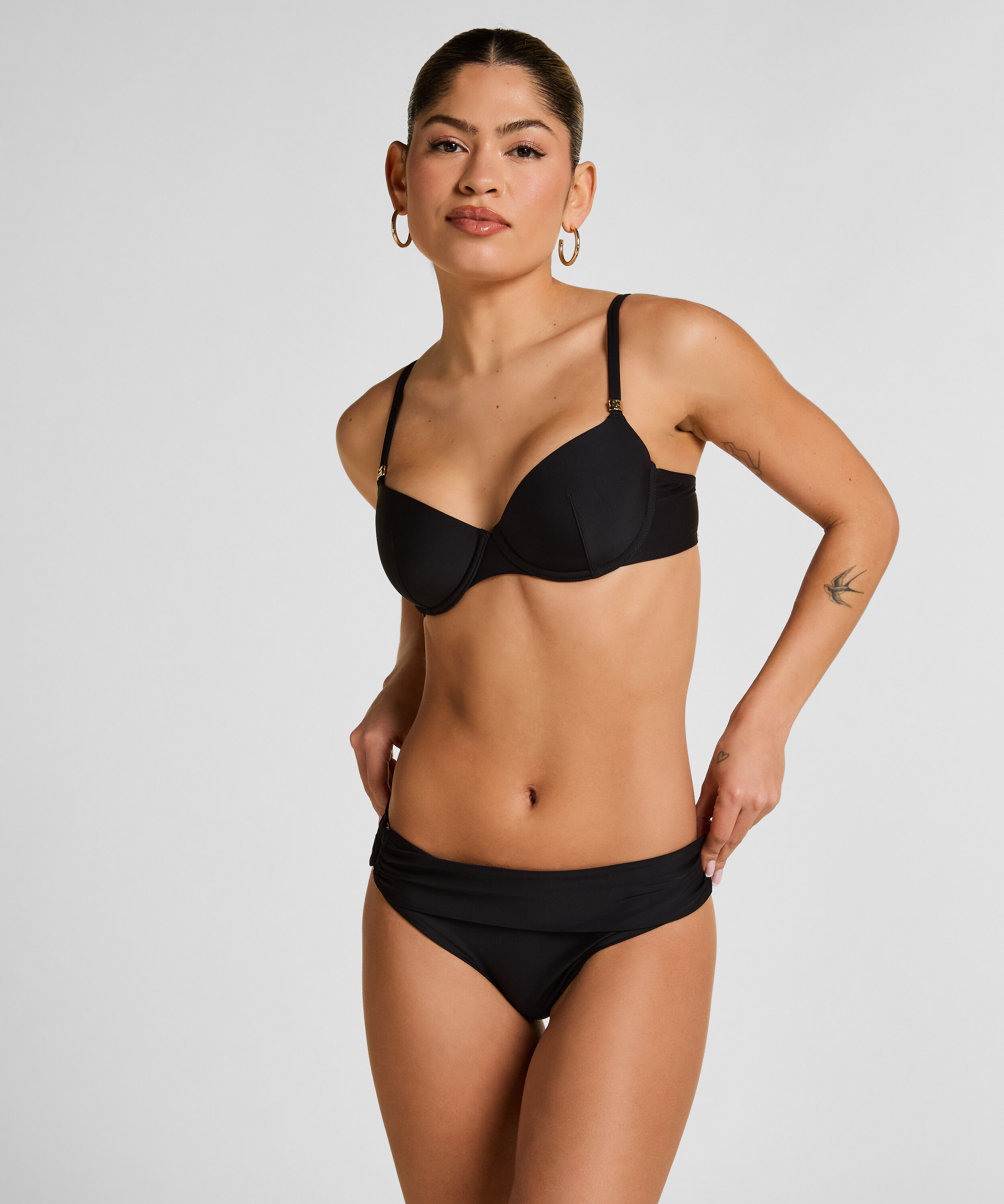 Luksusowy Biustonosz Bikini z Fiszbinami i Wkładkami, Czarny