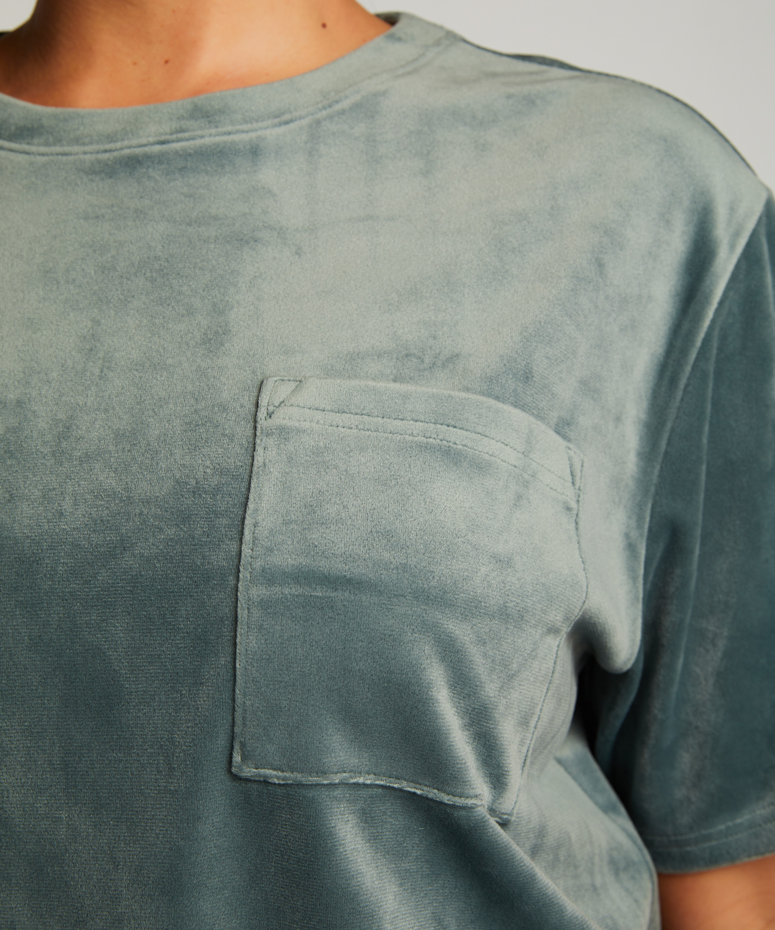 Top welurowy z kieszonką, Zielony, main