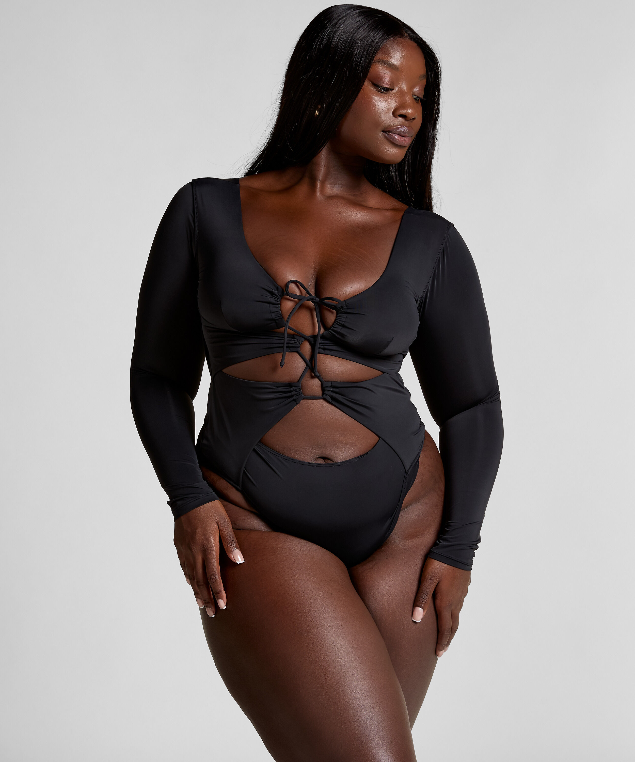 Body Kiki, Czarny