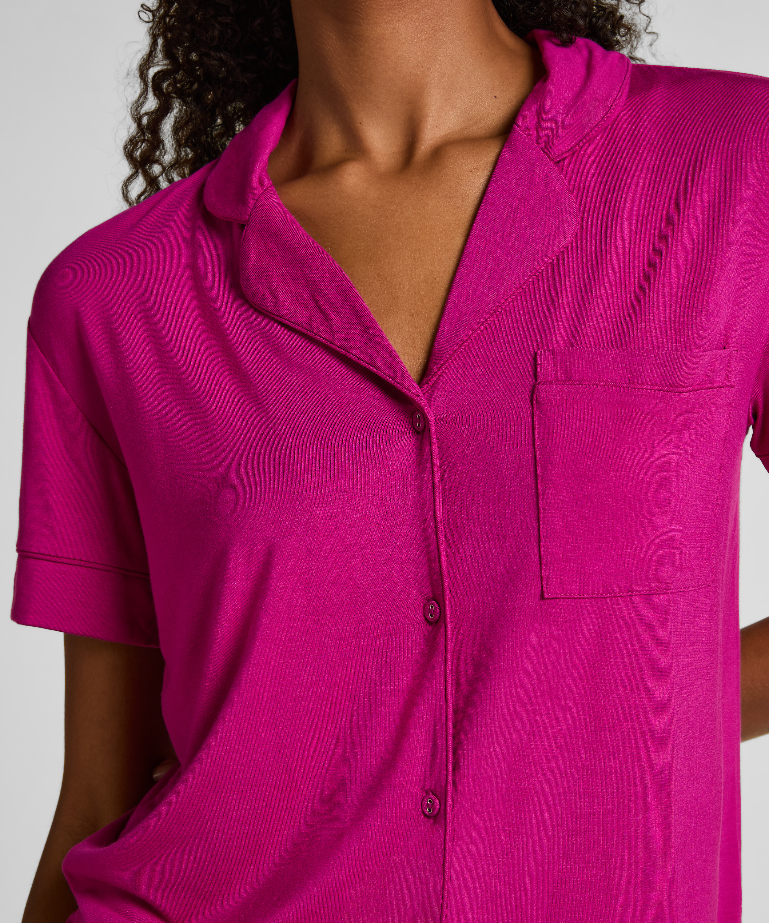 Narzutka Essential z dżerseju z kr&oacute;tkim rękawem, R&oacute;żowy, main