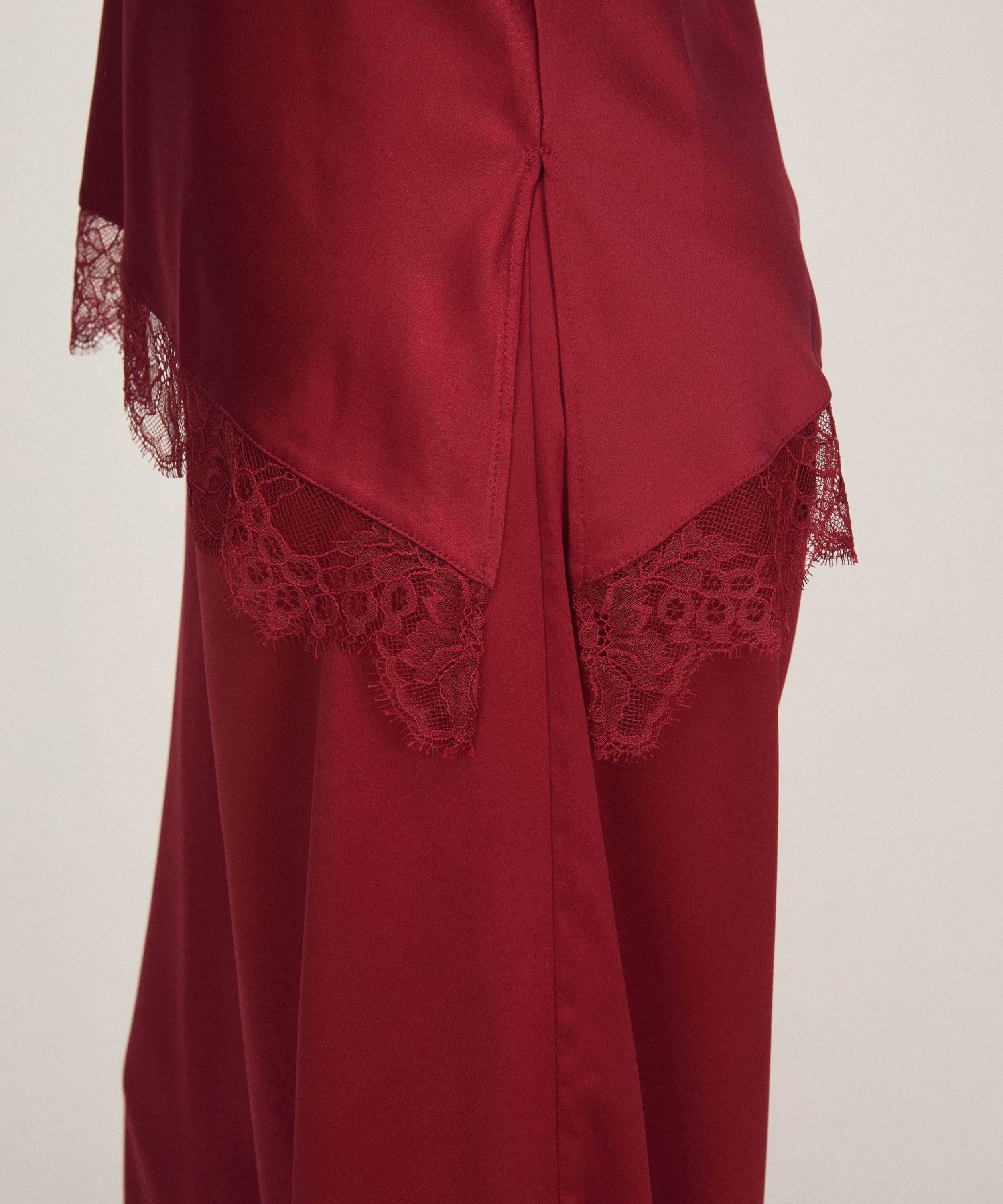 Pant Cecilia, Czerwony, main