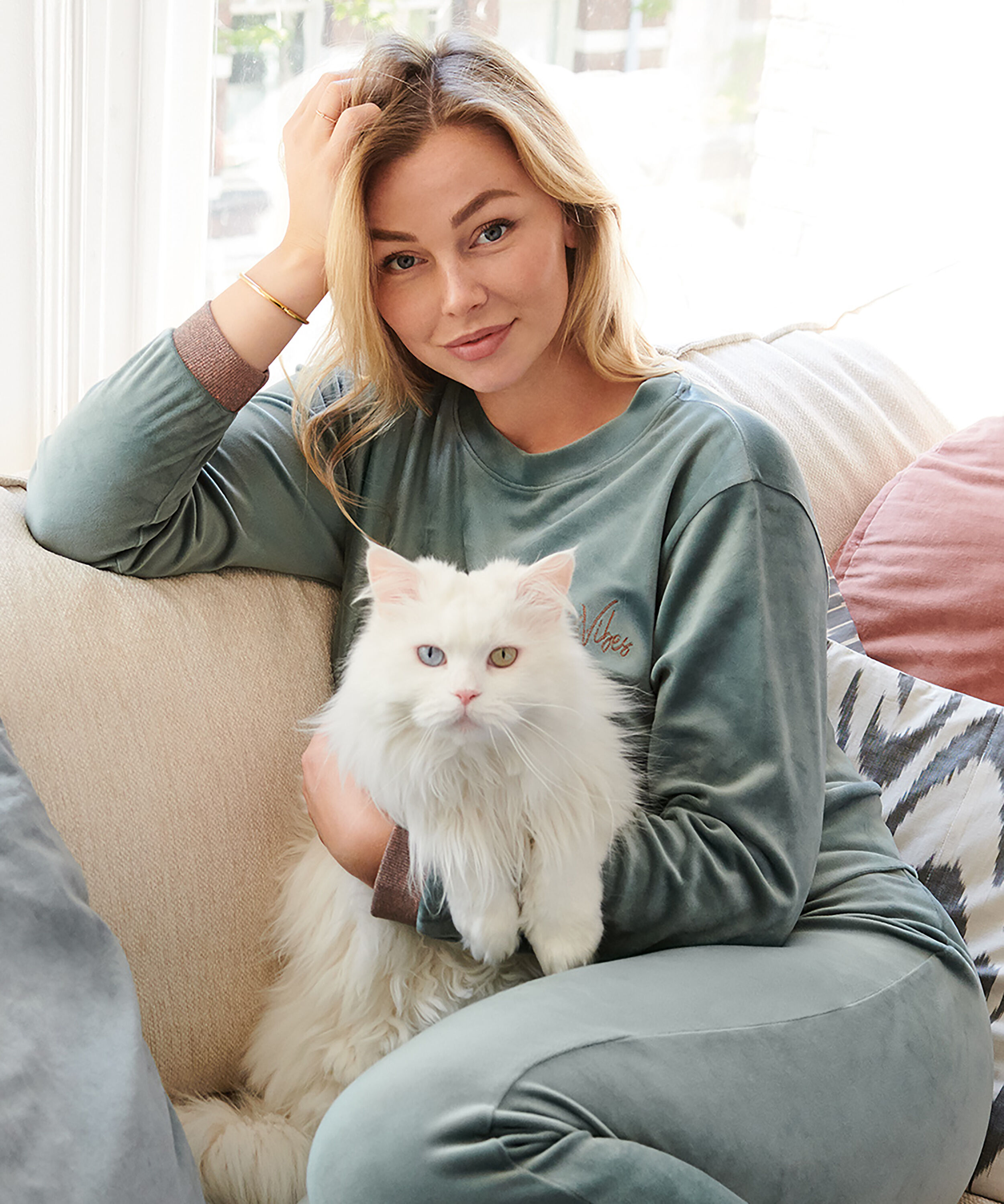 Top z weluru i lureksu, Zielony